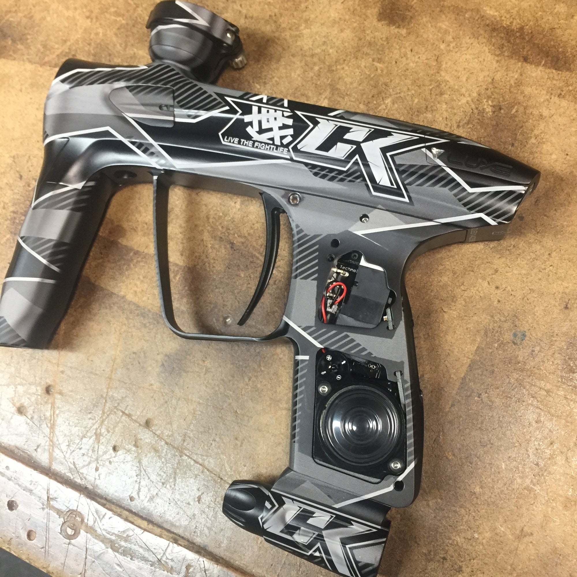 Vento Paintball Marker Design